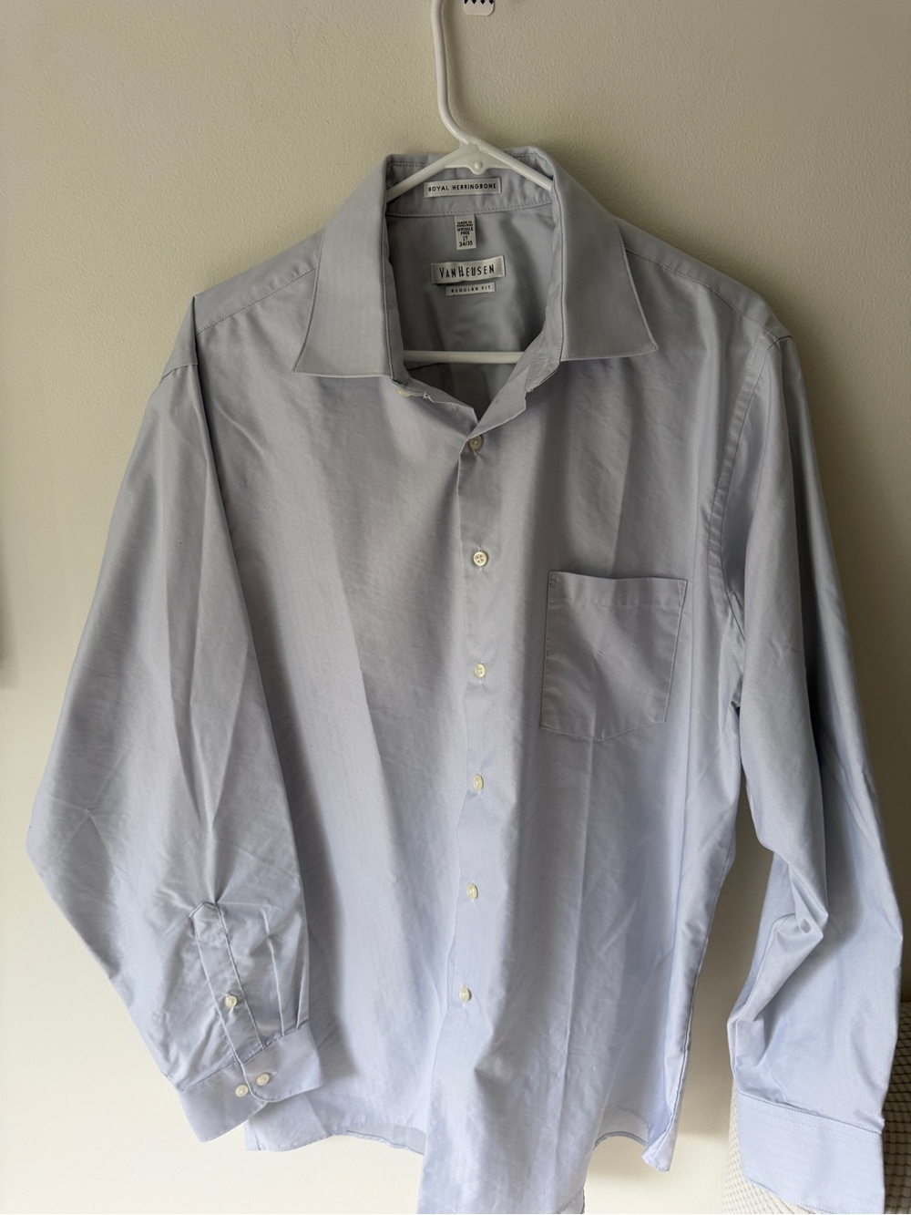 Van Heusen Royal Herringbone Pale Blue Men's Long-Sleeve Dress Shirt